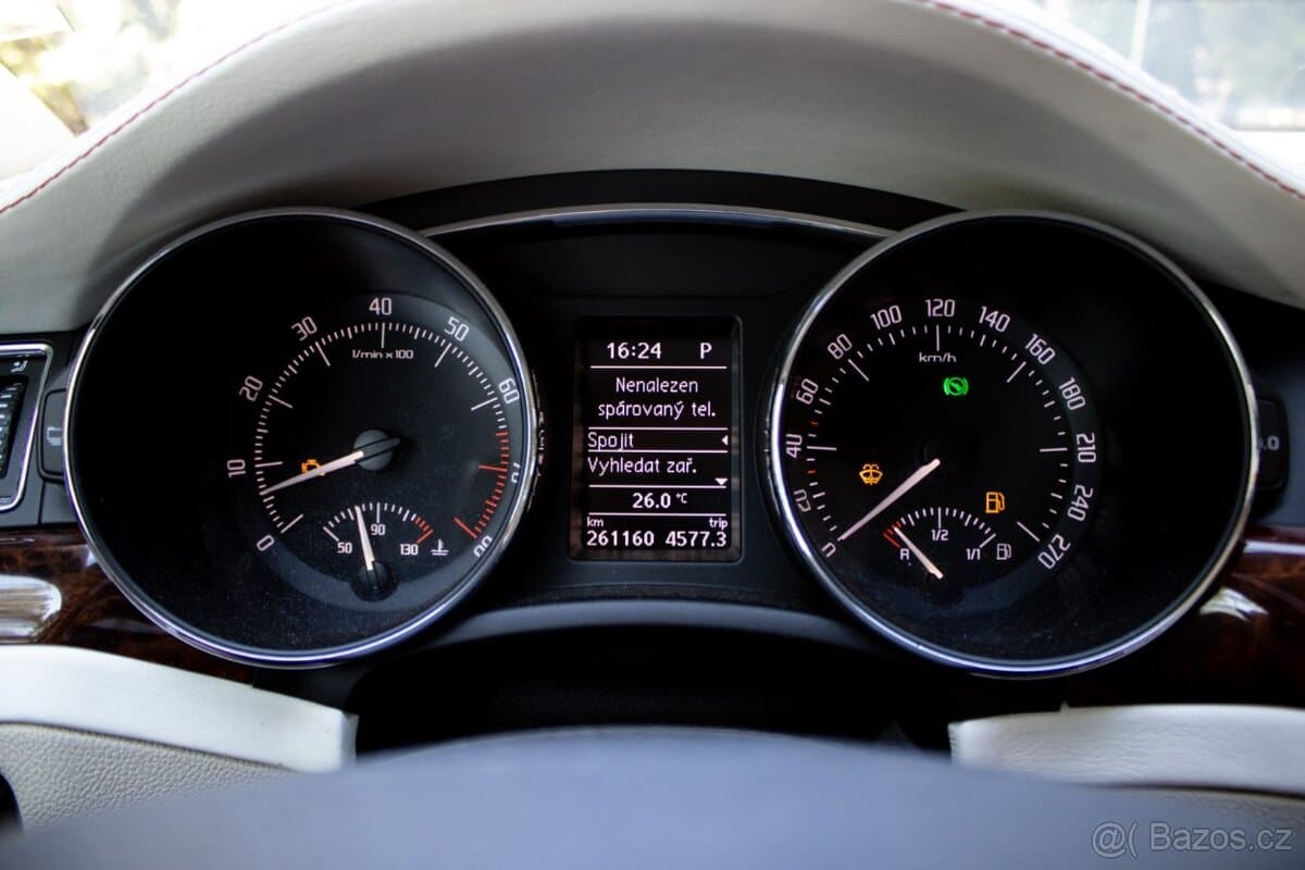 2009 Škoda SUPERB - 11