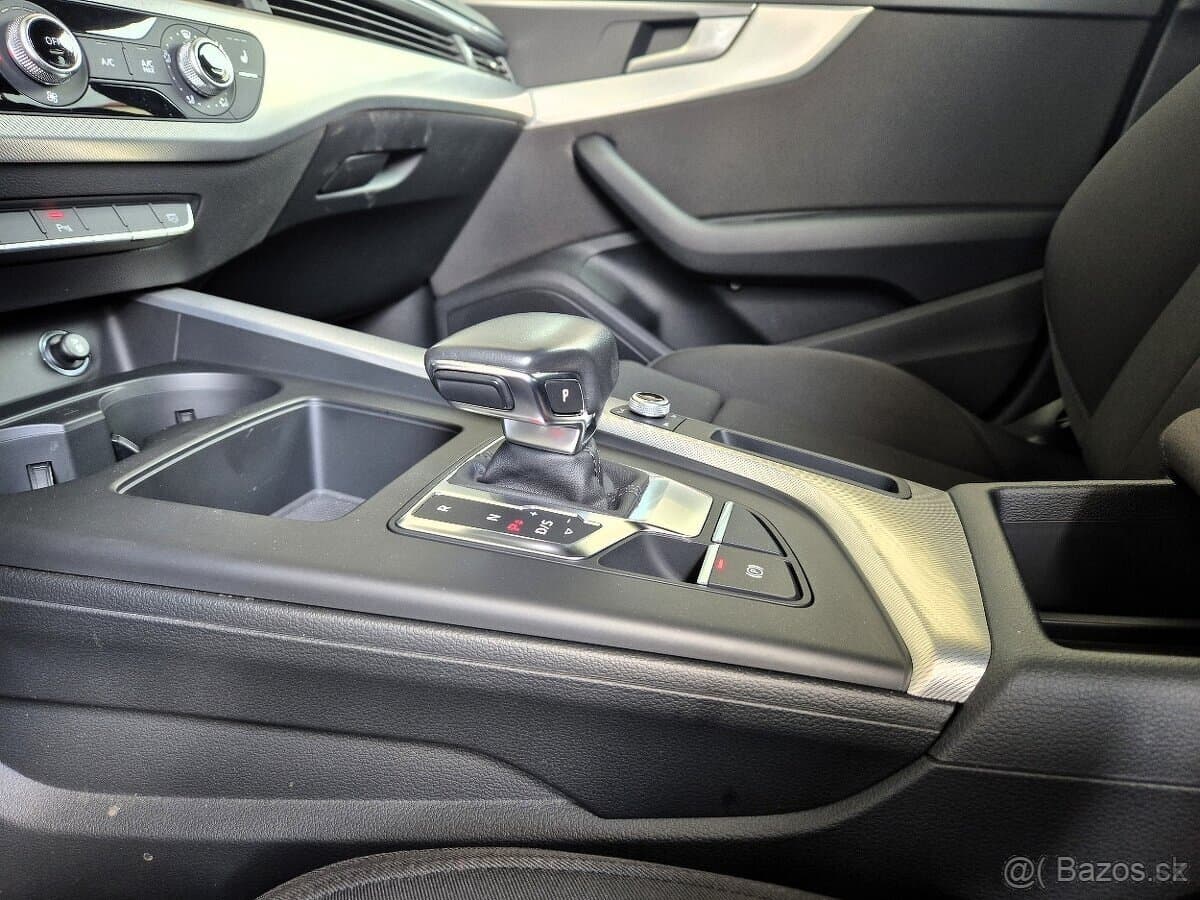 2023 Audi A4 - 11