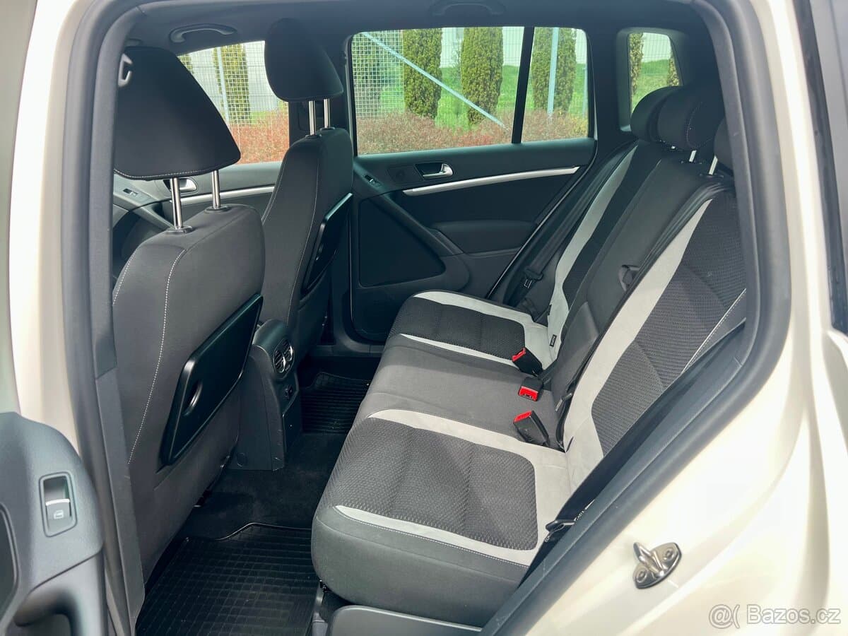 2013 Volkswagen TIGUAN - 11