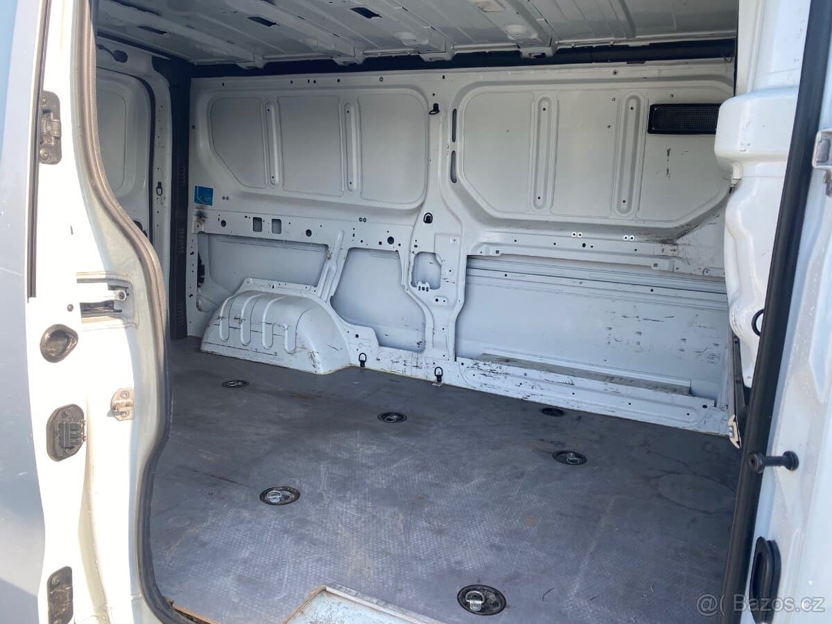 2017 Renault TRAFIC - 11