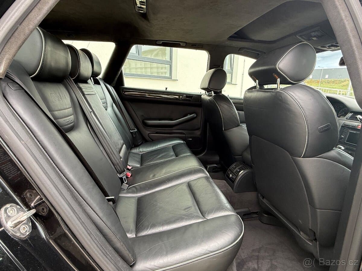 2003 Audi RS6 - 11