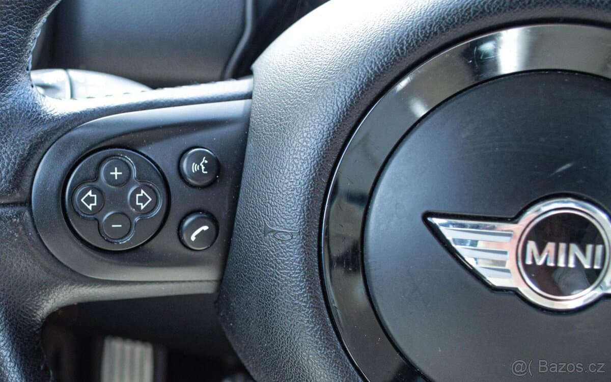 2011 Mini COOPER - 11