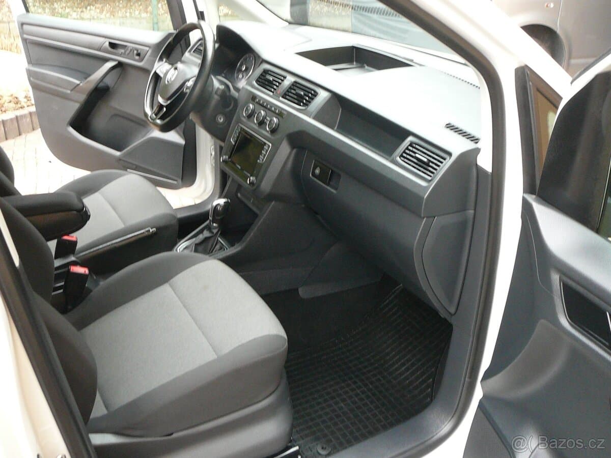 2019 Volkswagen CADDY - 11