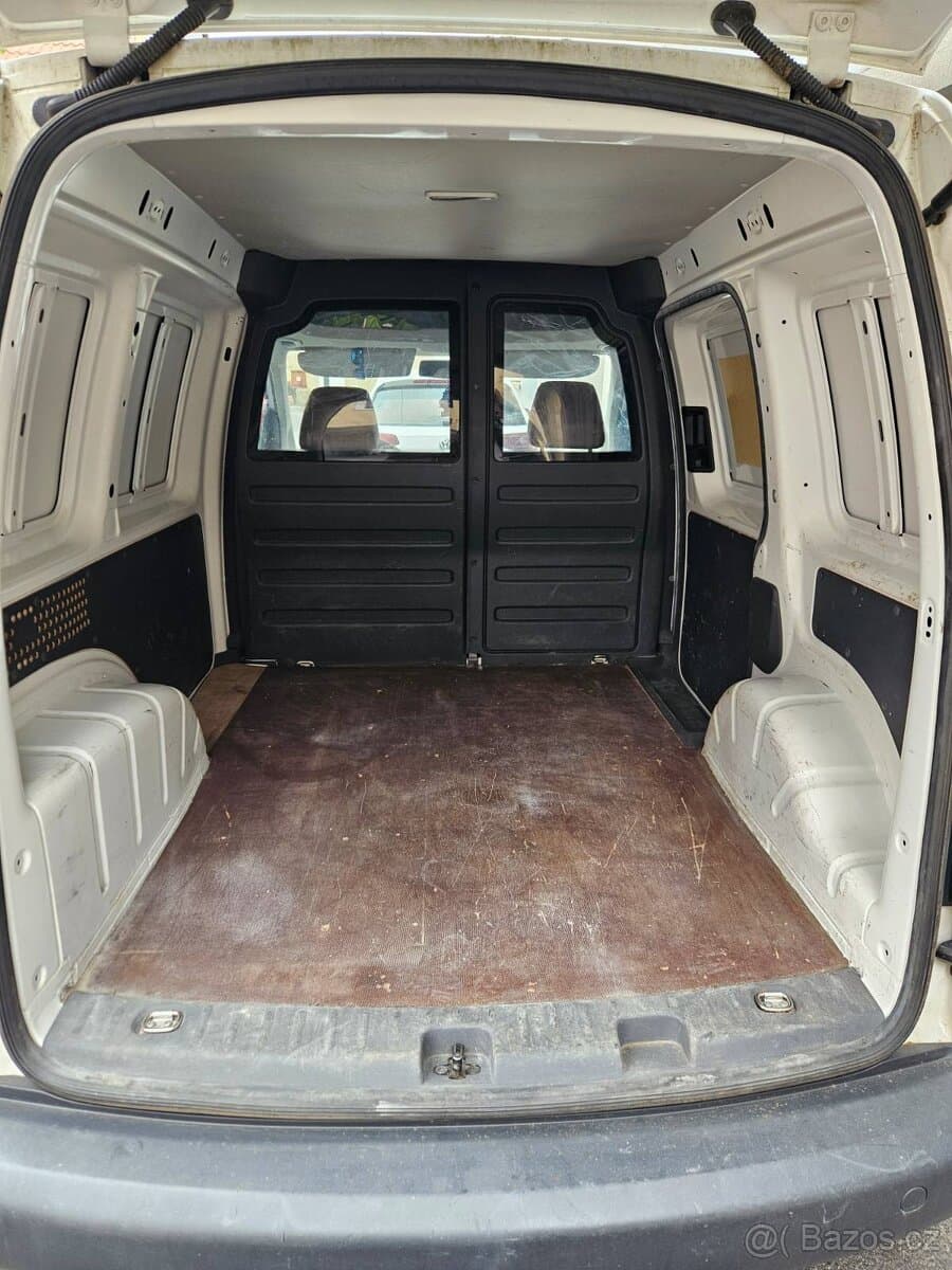 2011 Volkswagen CADDY - 11