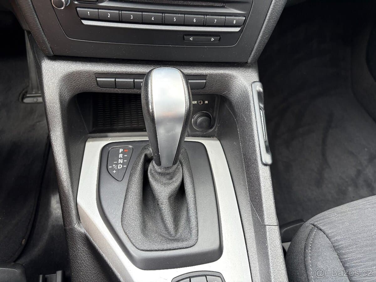 2010 BMW X1 - 11