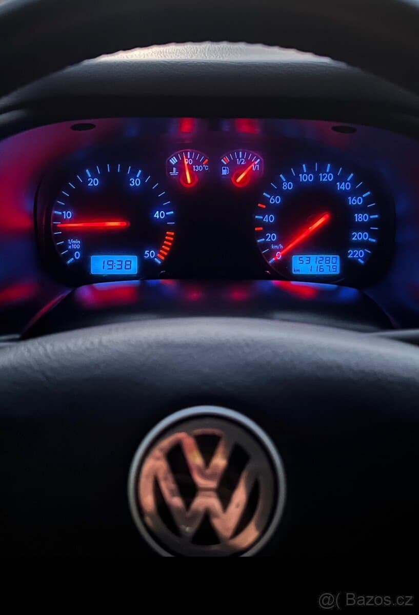 1997 Volkswagen MULTIVAN - 11