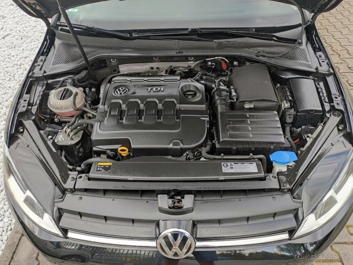 2015 Volkswagen GOLF - 11