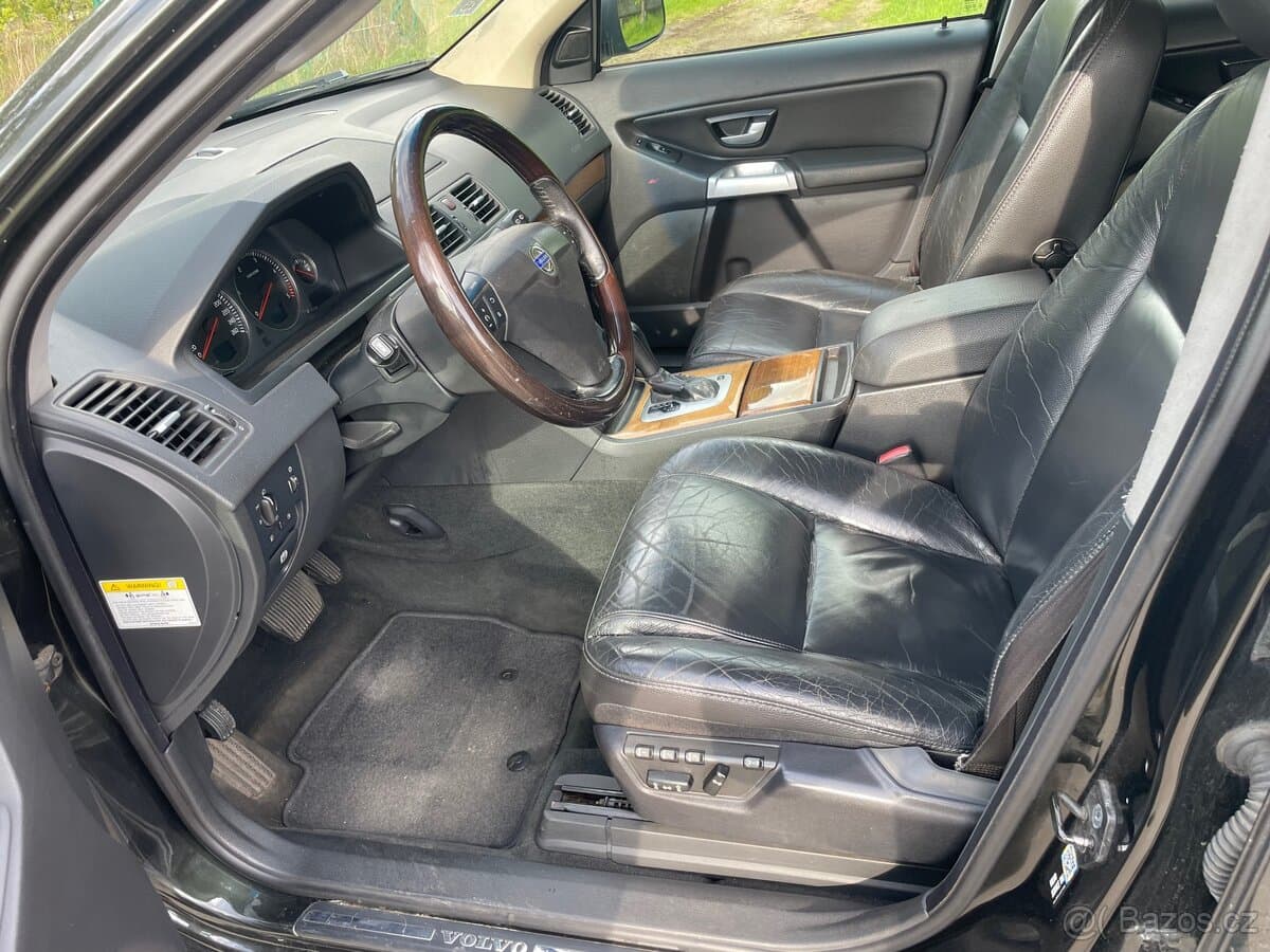 2005 Volvo XC90 - 11