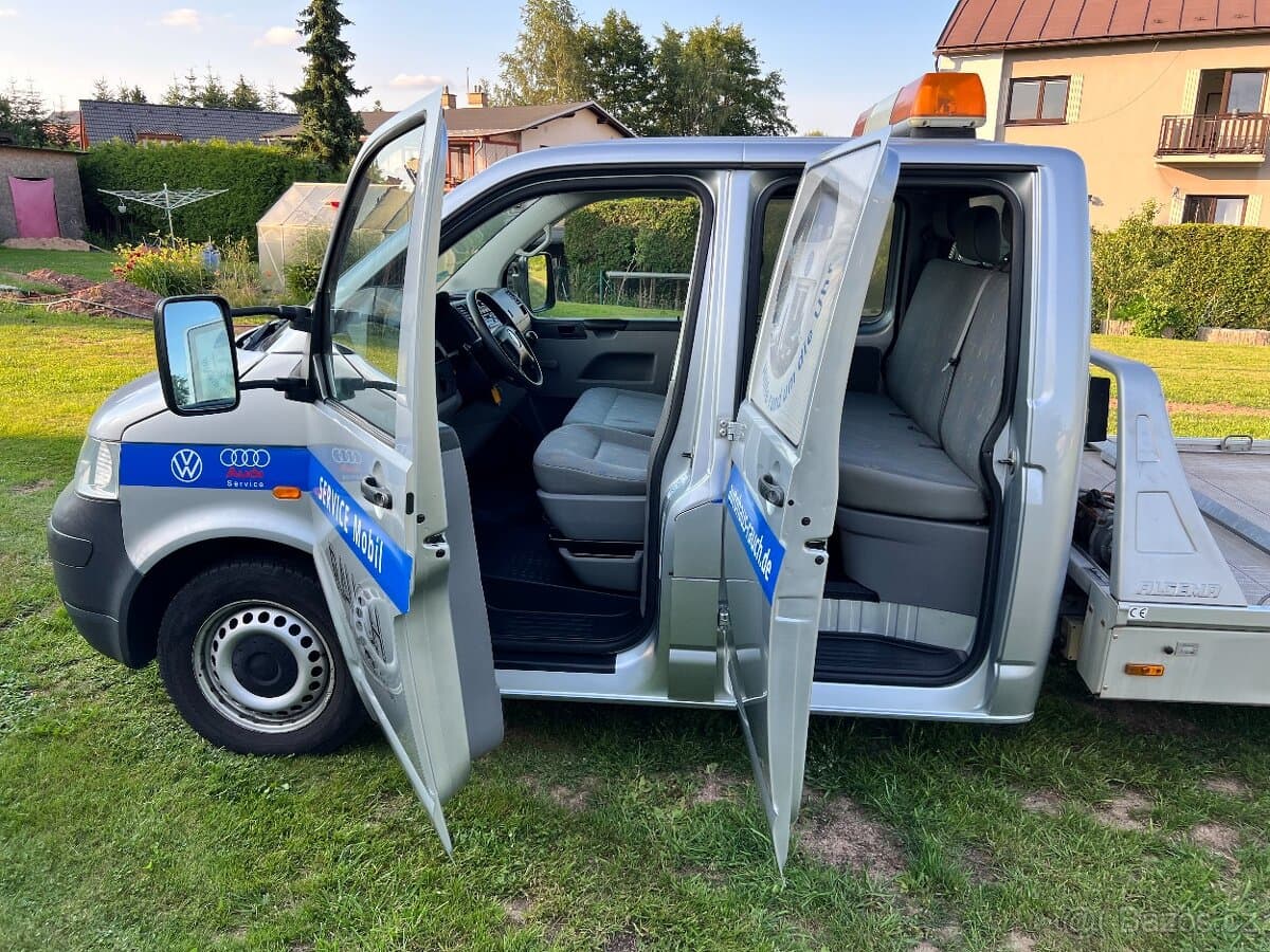2004 Volkswagen TRANSPORTER - 11