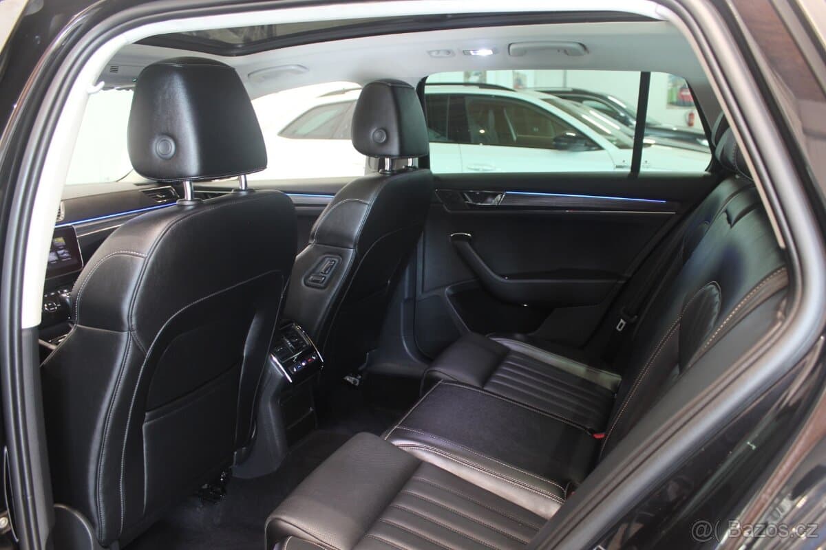 2021 Škoda SUPERB - 11