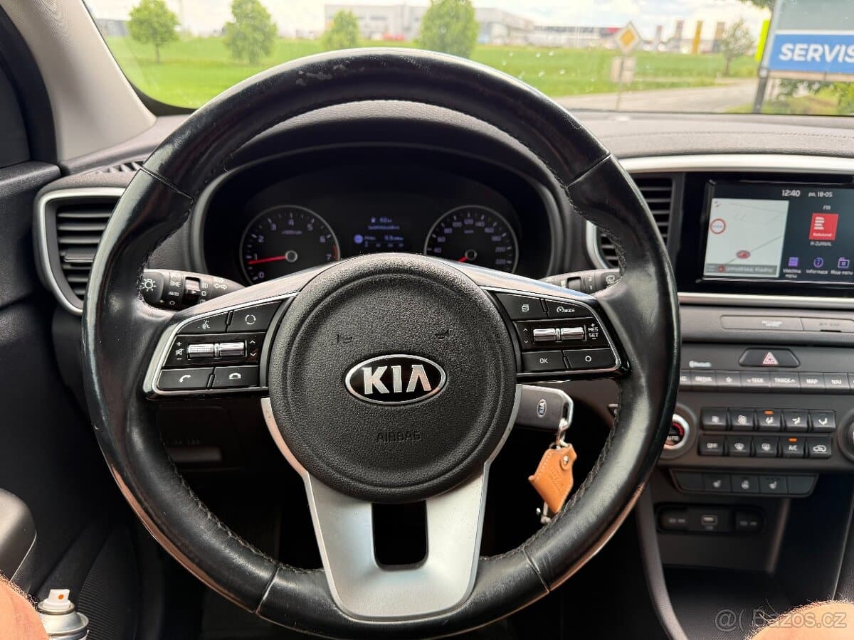2020 Kia SPORTAGE - 11