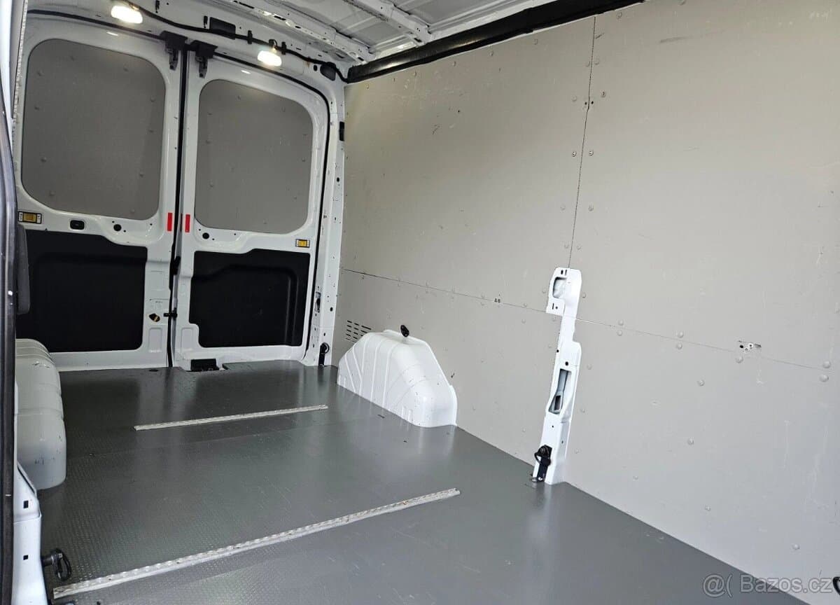 2020 Ford TRANSIT - 11