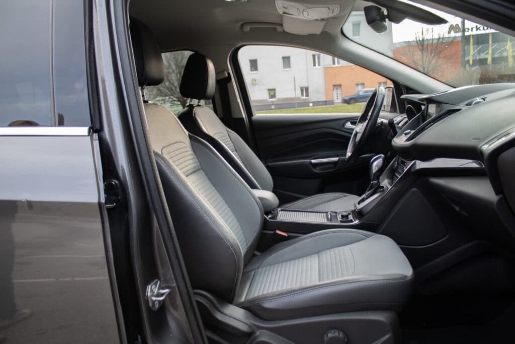 Ford KUGA - 11