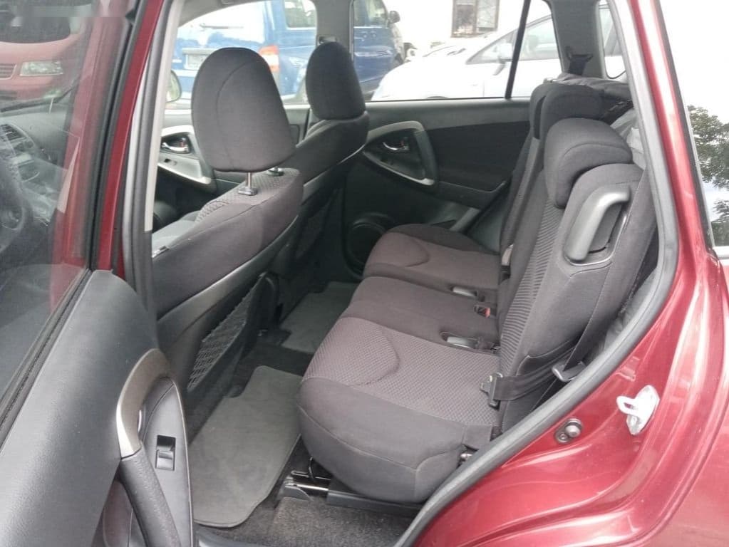 2010 Toyota RAV4 - 11