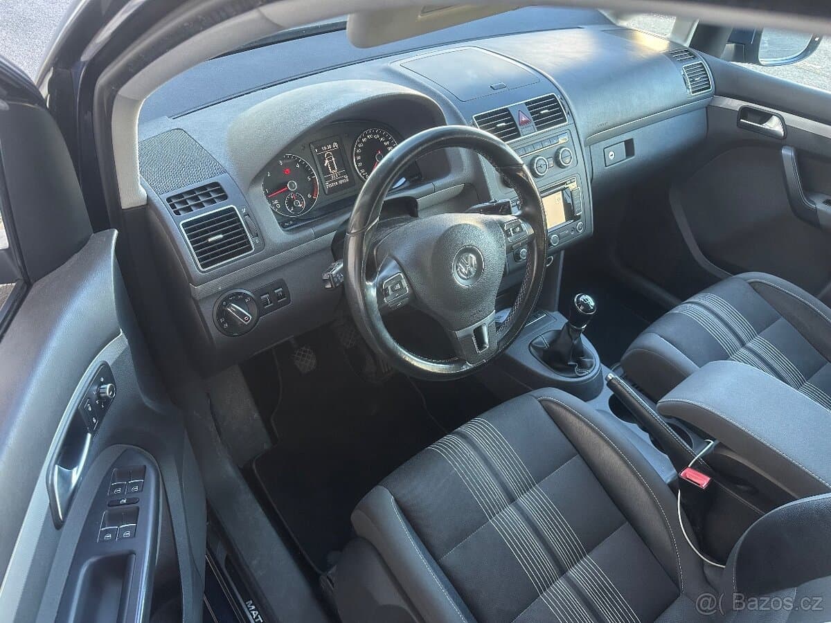 2012 Volkswagen TOURAN - 11