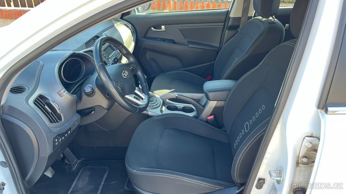 2014 Kia SPORTAGE - 11