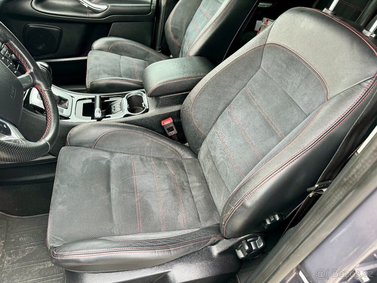 2012 Ford S-MAX - 11
