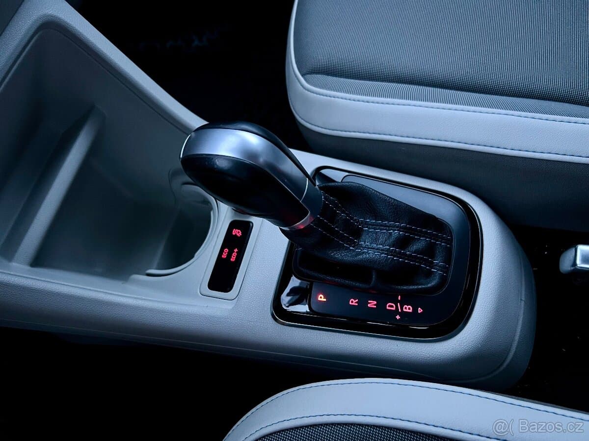 2014 Volkswagen UP! - 11