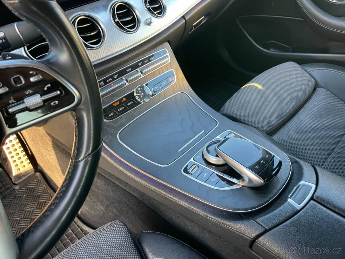 2019 Mercedes-Benz OSTATNÍ - 11