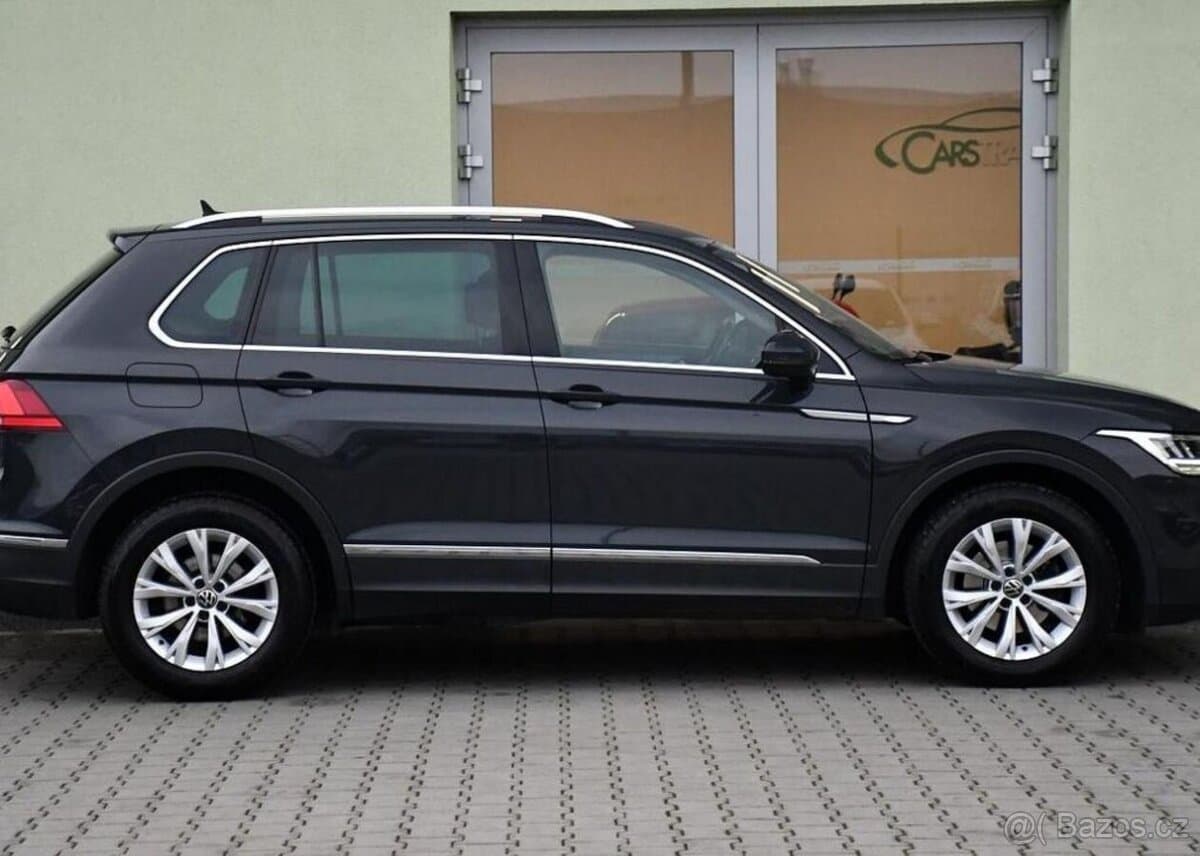2022 Volkswagen TIGUAN - 11
