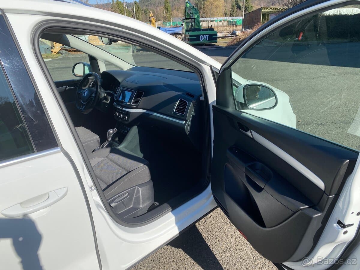 2016 Volkswagen SHARAN - 11