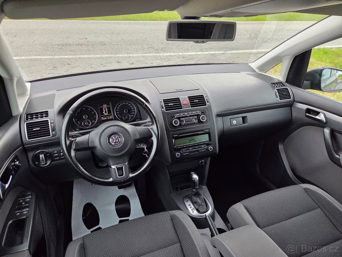 2010 Volkswagen TOURAN - 11