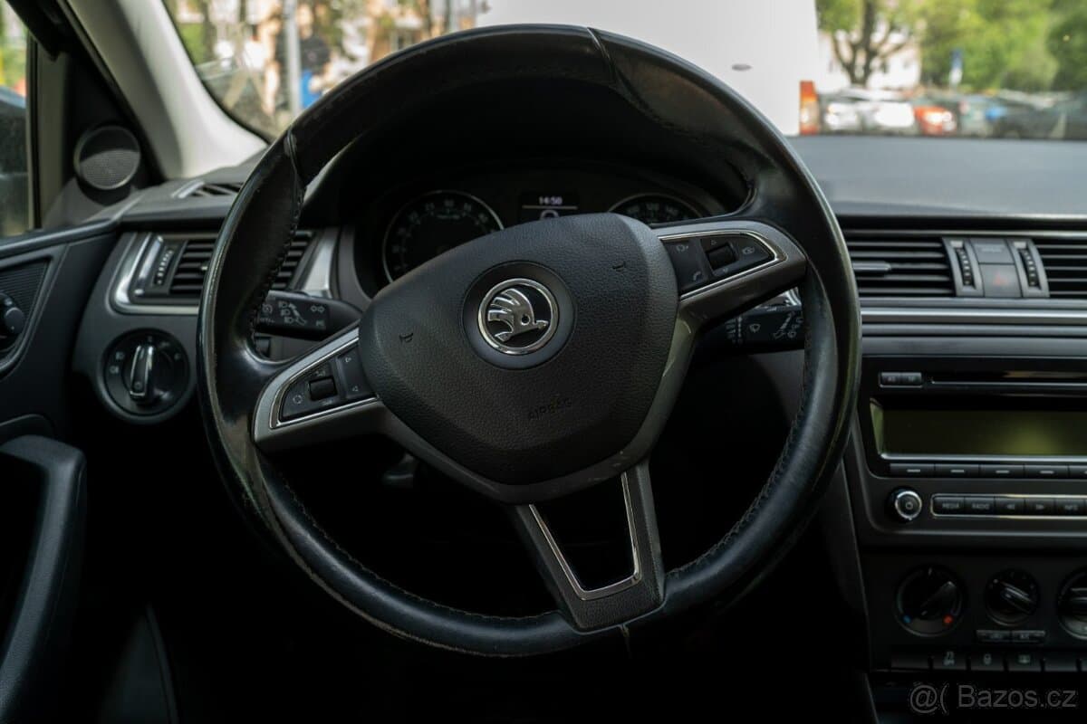 2014 Škoda RAPID - 11