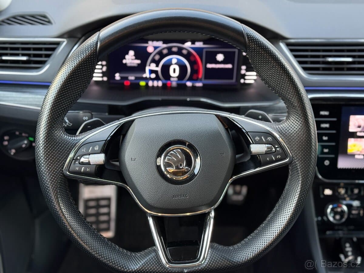 2021 Škoda SUPERB - 11