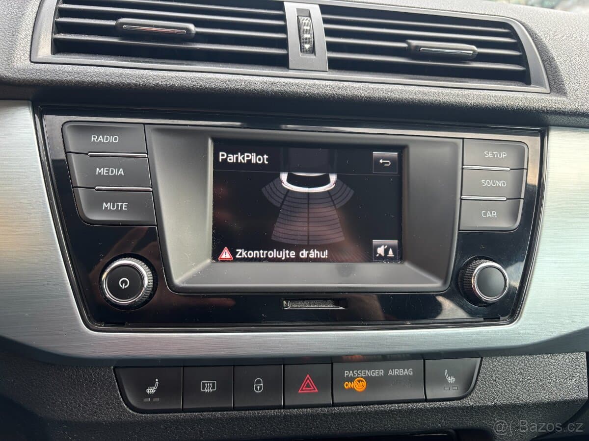 2015 Škoda FABIA - 11
