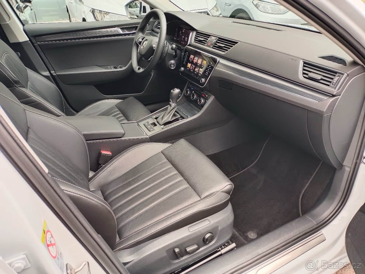 2023 Škoda SUPERB - 11