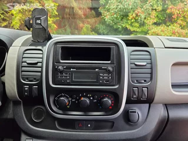 2017 Renault TRAFIC - 11