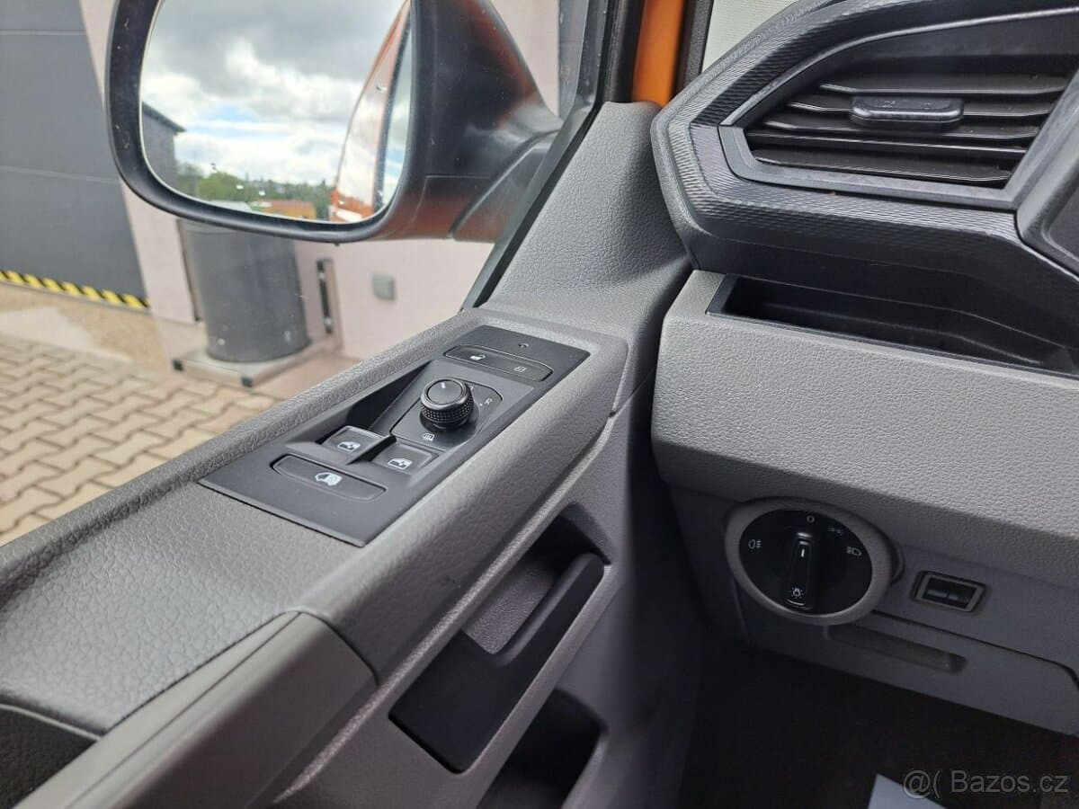 2020 Volkswagen TRANSPORTER - 11