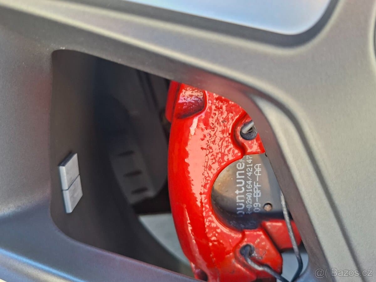 2019 Ford FIESTA - 11