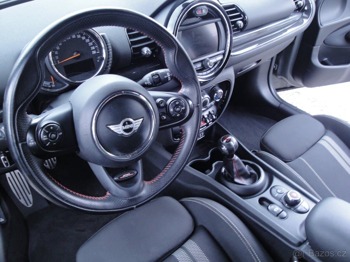 2017 Mini CLUBMAN - 11