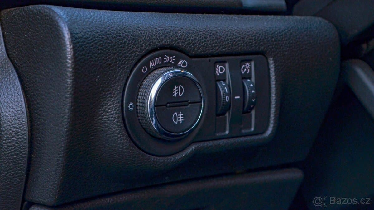 2014 Opel ASTRA - 11