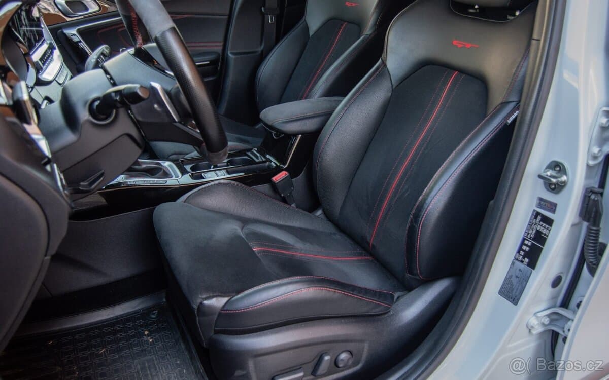 2020 Kia PROCEED - 11
