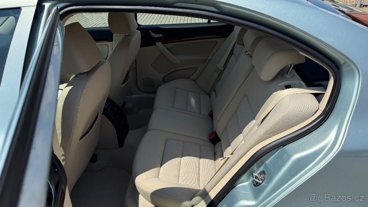 2010 Škoda OCTAVIA - 11