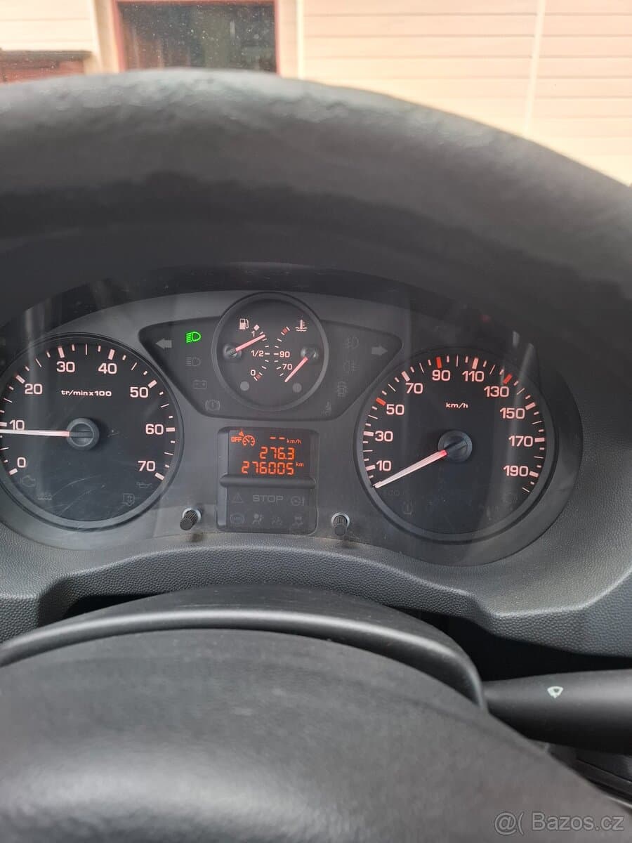 Peugeot EXPERT - 11