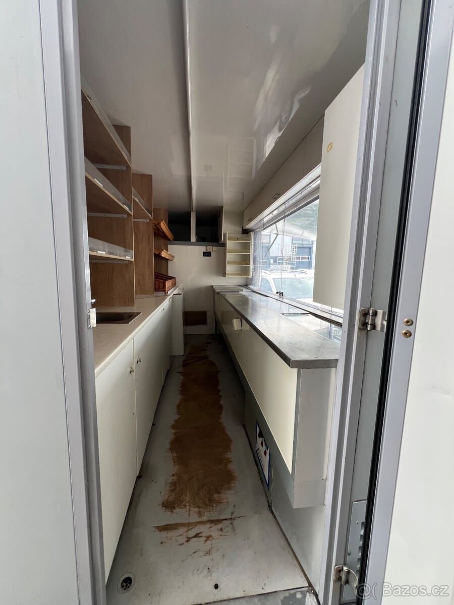 Mercedes-Benz SPRINTER - 11