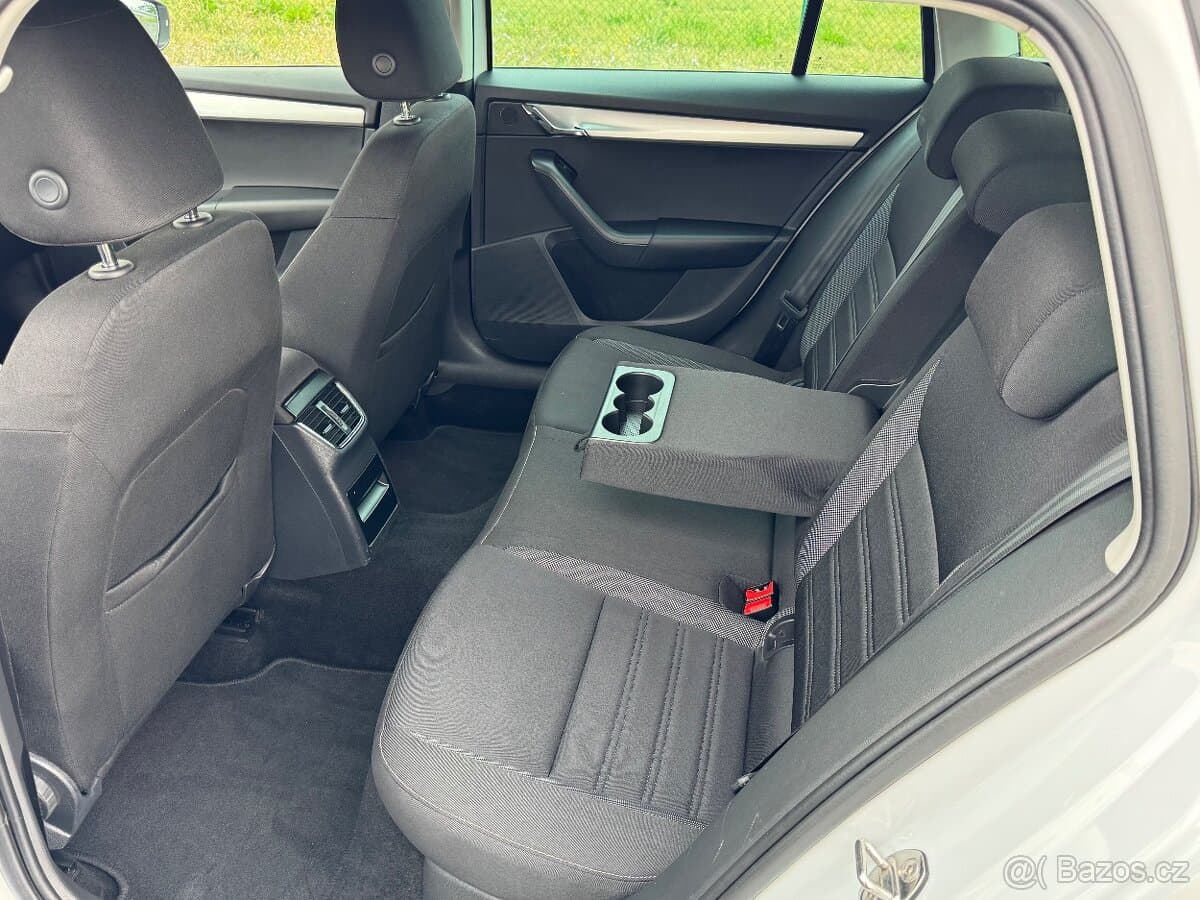 2020 Škoda OCTAVIA - 11