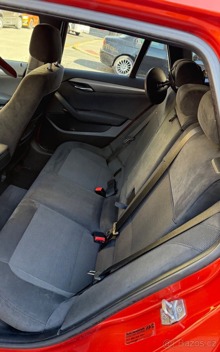 2015 BMW X1 - 11
