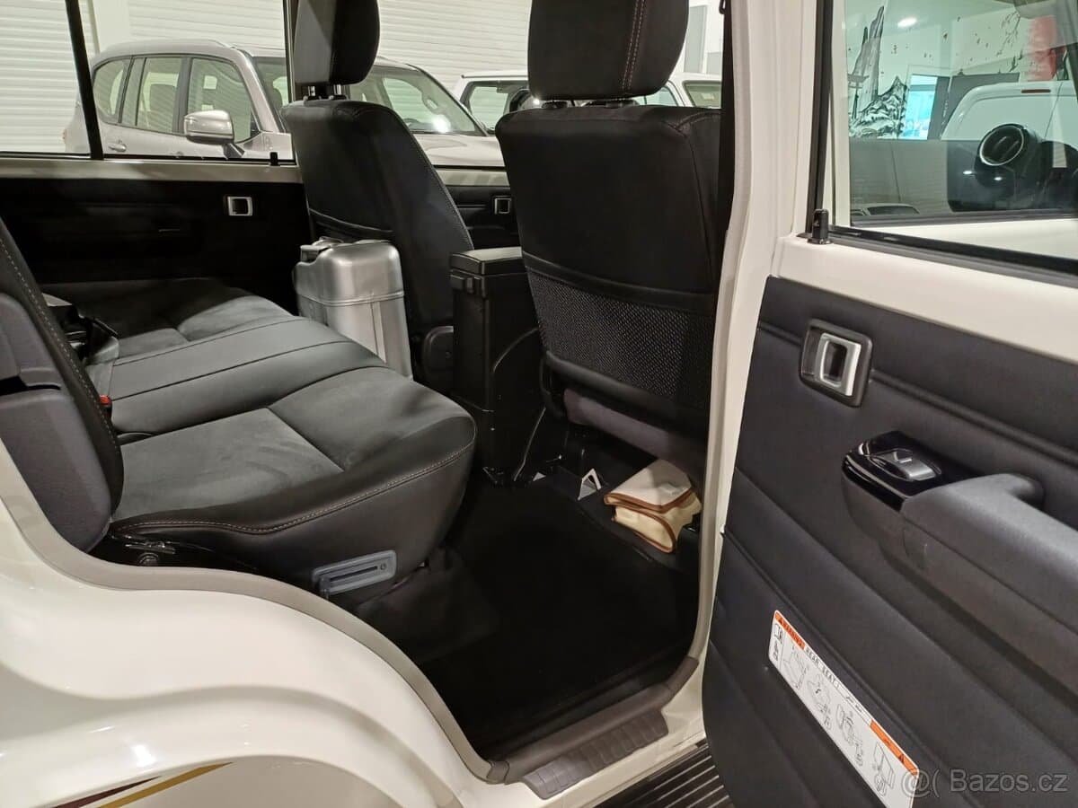 2024 Toyota LAND CRUISER - 11