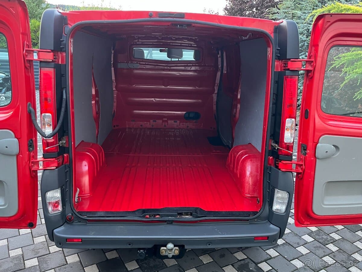 2013 Renault TRAFIC - 11