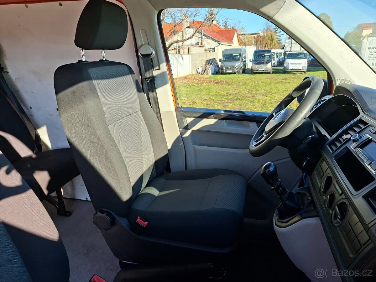 2016 Volkswagen TRANSPORTER - 11