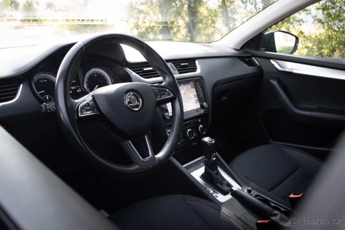 2018 Škoda OCTAVIA - 11