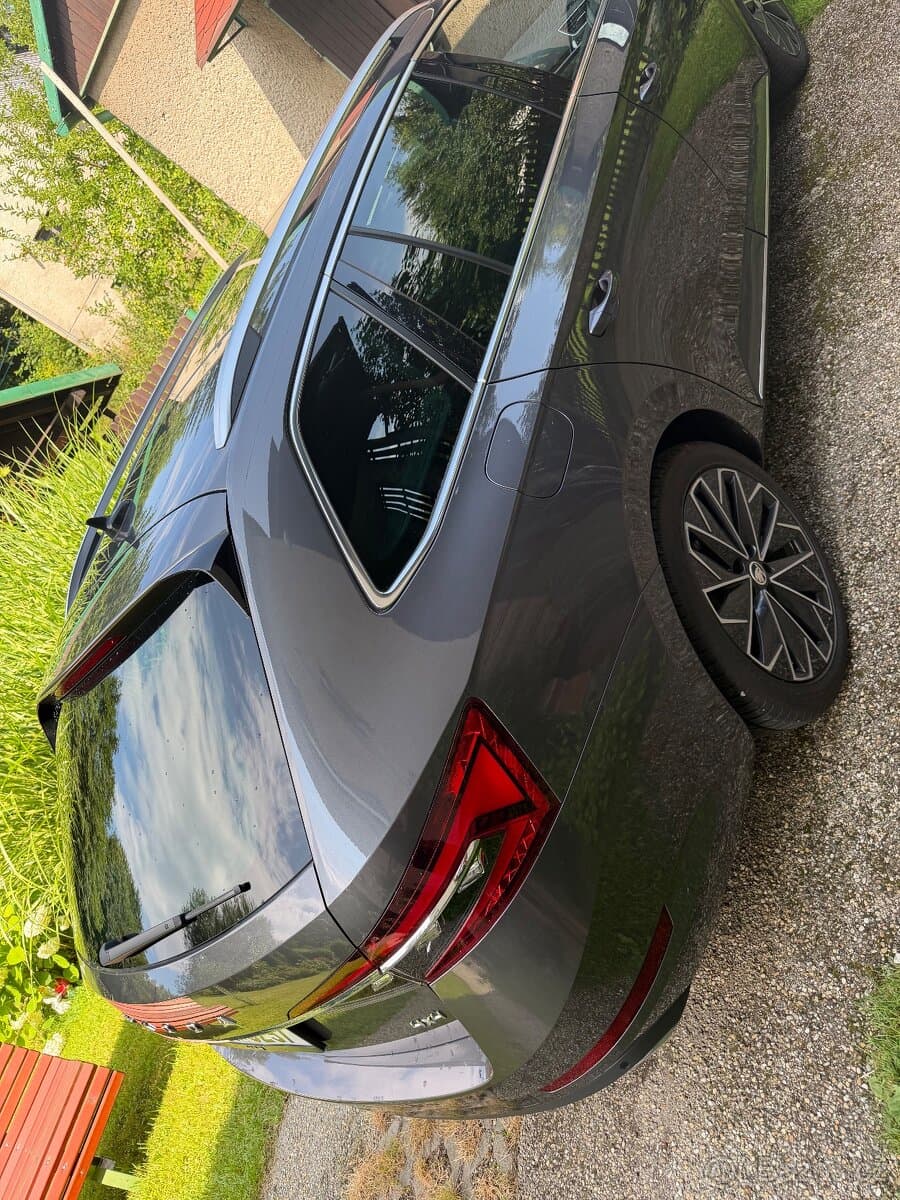 2020 Škoda SUPERB - 11