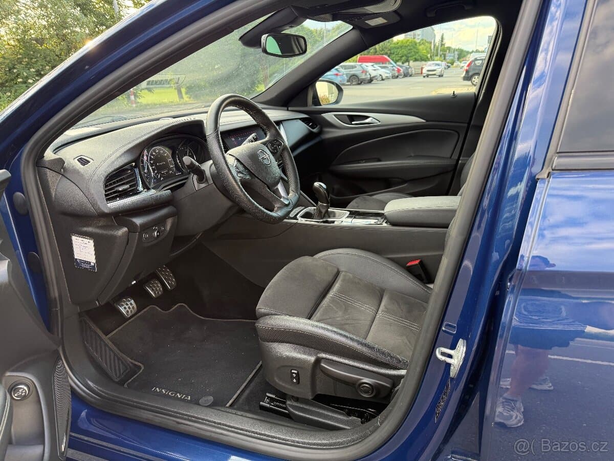 2021 Opel INSIGNIA - 11