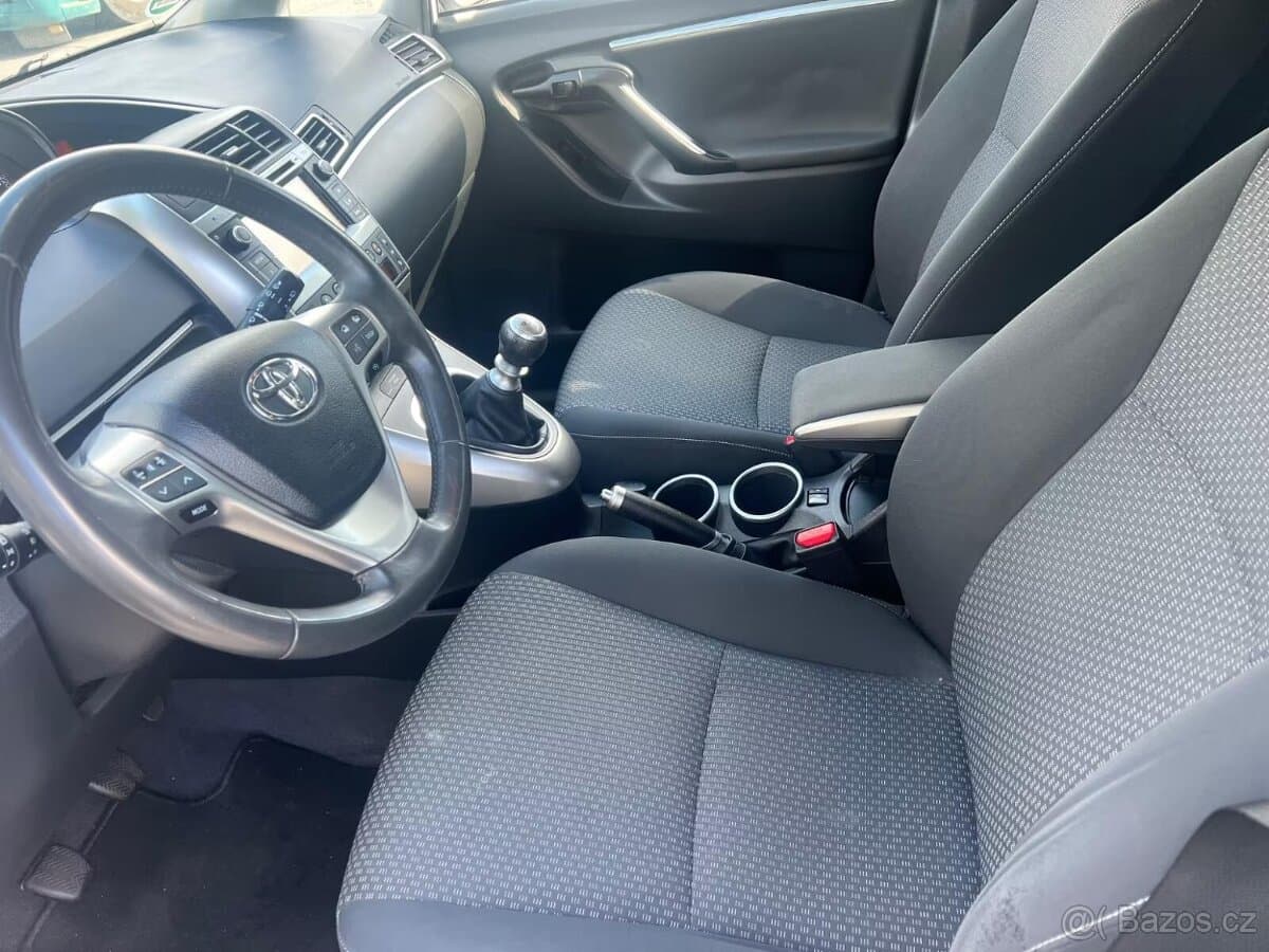 2014 Toyota VERSO - 11