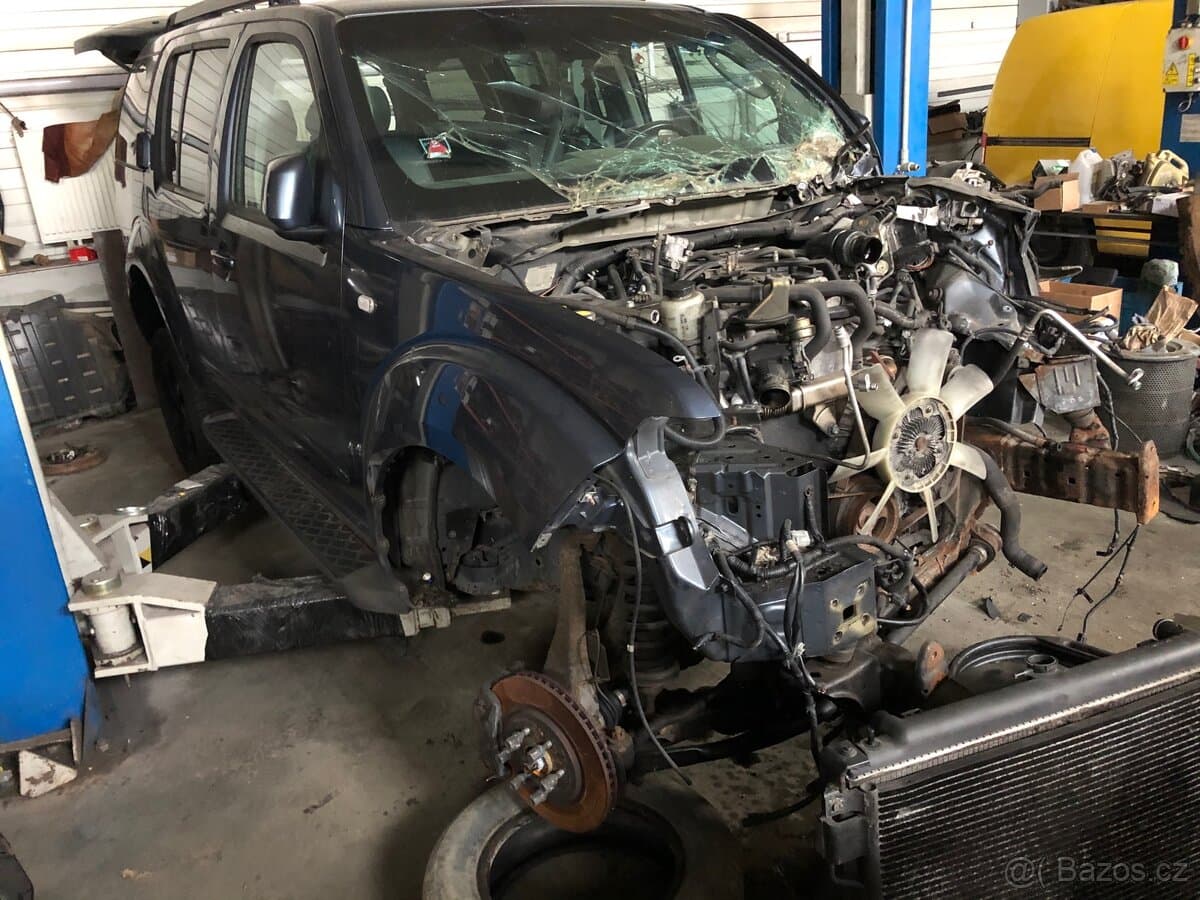Nissan NAVARA - 11