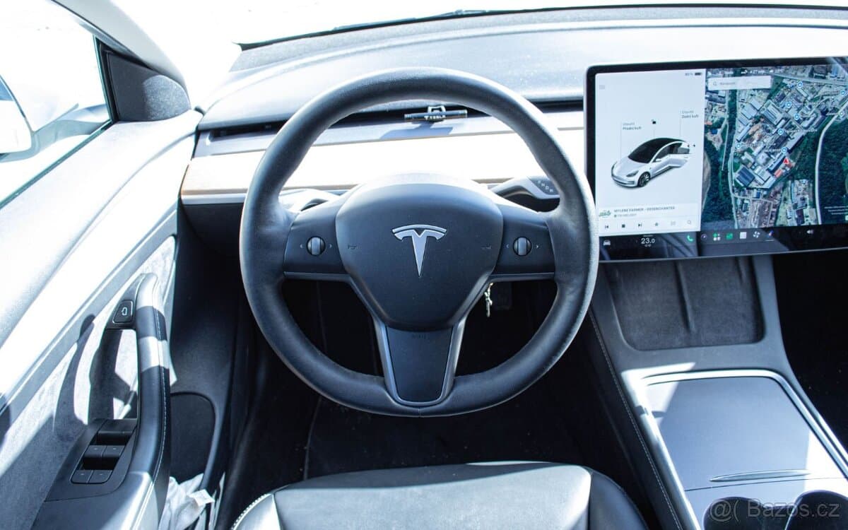2021 Tesla MODEL 3 - 11